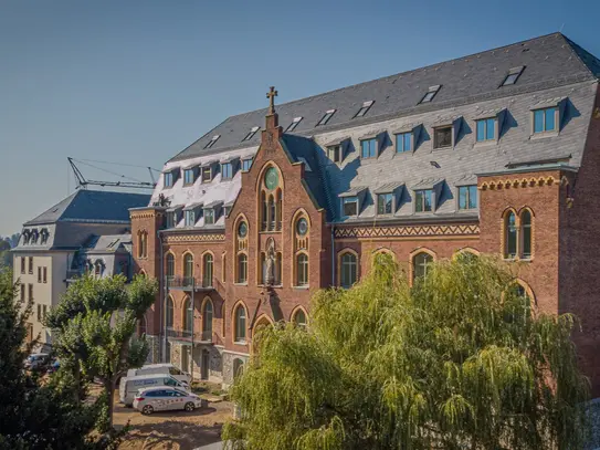 Stilvolle 2 Zimmerwohnung mit Dachterrasse im historischen Kloster von Limburg!