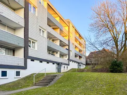 Zentrale Lage und Idylle vereint: helle 2-Zimmerwohnung in Ennepetal-Büttenberg