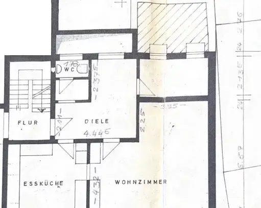 Einfamilienhaus mit Terrasse und Stellplatz