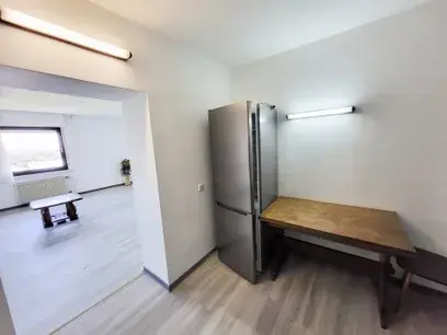 Helle 2 Zimmerwohnung mit Einbauküche in ruhiger Wohnlage!