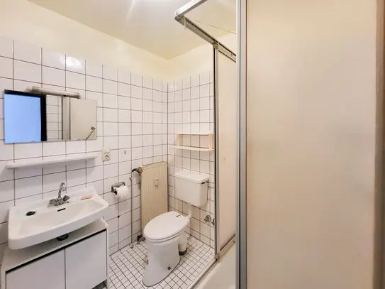 Helle 2 Zimmerwohnung mit Einbauküche in ruhiger Wohnlage!