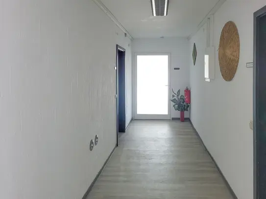 Helle 2 Zimmerwohnung in ruhiger Wohnlage mit toller Aussicht!