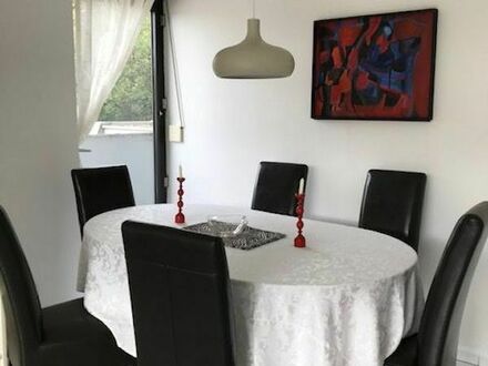 Großzügige sonnige 2- Zimmer Wohnung am Luitpoldpark in Schwabing