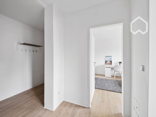 Co-Living: A bright, very modern and new quality furnished shared apartment close to Alster