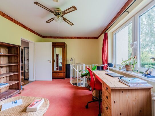 Exclusive, Quiet 4-Room Apartment with Pool and Sauna in the Heart of Berlin Westend