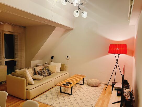 Premium Chic Loft w./Parking underground in Central Rosenau Park