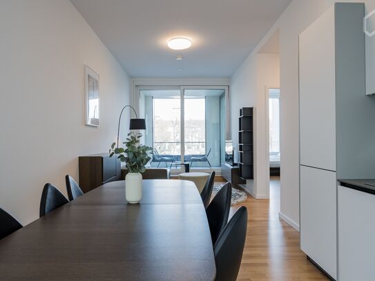 Nice and lovely water view apartment in quiet street (Berlin)