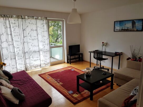 🌿 Modern & Spacious 55m² Apartment in Berlin with Private Parking 🚗