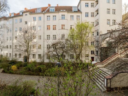 Beautiful and quiet three-room apartment on lake Lietzensee, recently renovated, Berlin - Amsterdam Apartments for Rent