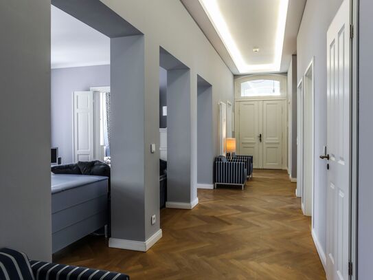 Cute & neat suite in Potsdam