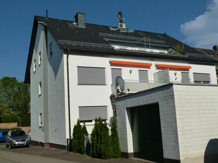 Schönes und gut ausgestattetes Souterrain-Appartement in Feldrandlage von Flörsheim am Main | Charming & neat apartment…