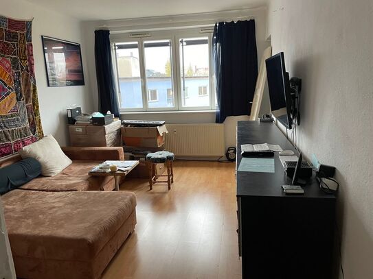 Cozy Apartment Near Frankfurter Tor in Friedrichshain, Berlin - Amsterdam Apartments for Rent