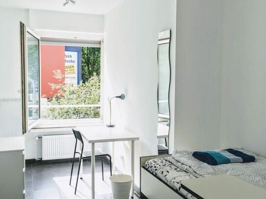 Cozy room in a student flatshare, Dortmund - Amsterdam Apartments for Rent