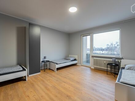 Helle, bezaubernde und renovierte Wohnung in Charlottenburg