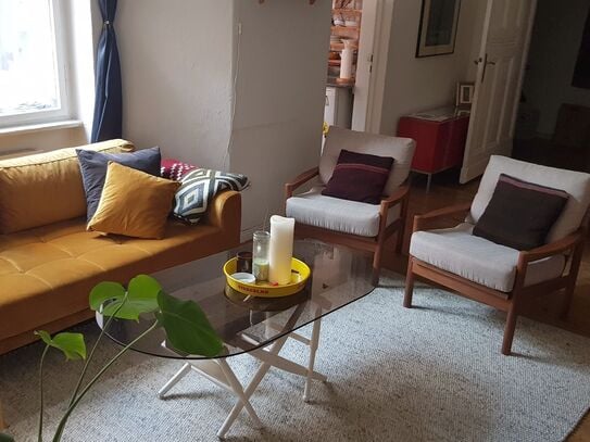 Cozy and stylish flat in Friedrichshain with separate living room and kitchen.