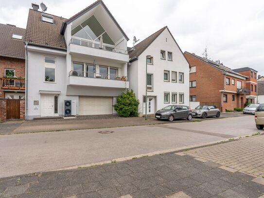 Luxury loft - panoramic Rhine view - temporary apartment in Neuss