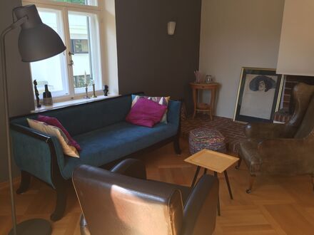 Wunderschöne 4 Zimmer-Wohnung in Stadthaus in Solln mit Gartennutzung | Beautiful 4 room apartment in town house in Sol…