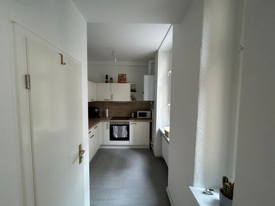 Fashionable, spacious apartment in Moabit