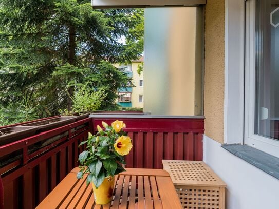 Modern and quiet located 2-room apartment with balcony