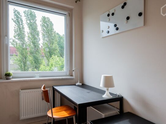 Spacious & pretty apartment in Schöneberg