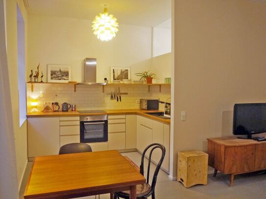 cosy 2-room apartment near rosenthaler platz, Berlin - Amsterdam Apartments for Rent