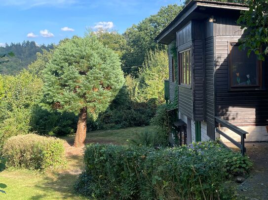 Gemütliches Holzhaus am Edersee – Wohnen auf Zeit für Naturliebhaber und Geschäftsleute