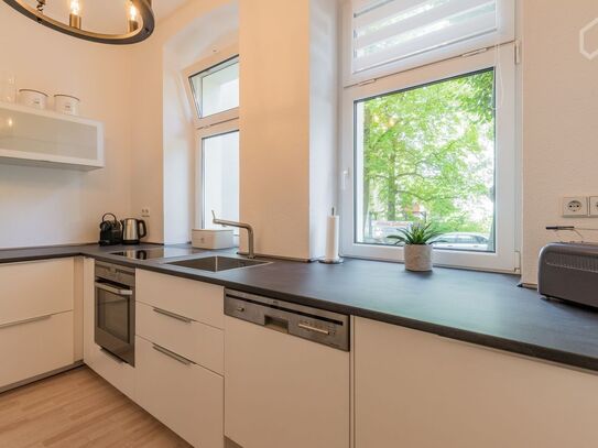 Modern apartment with balcony - 10 min from Schönefeld Airport, Berlin - Amsterdam Apartments for Rent