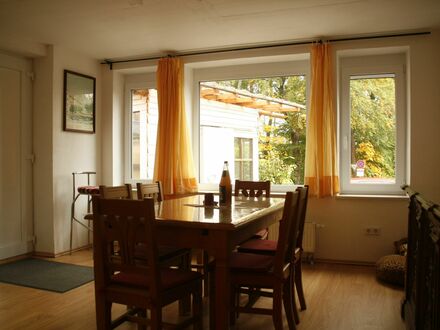gemütliche, nostalgische Wohnung in Pitzling am Lech | Quiet and wonderful suite located near Landsberg am Lech - car r…
