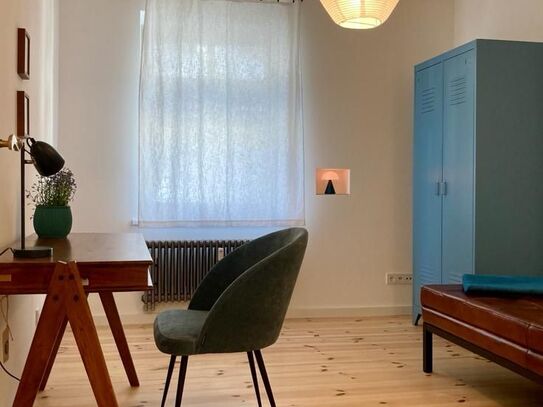 Stylish 3-room retreat with sunny balcony in Prenzlauer Berg, Berlin - Amsterdam Apartments for Rent