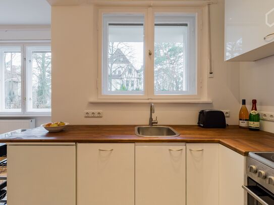 Stylishly furnished studio in Zehlendorf