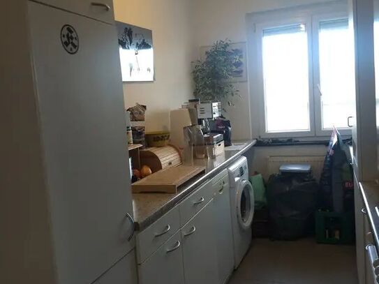 Schöne möblierte 2,5-Zi.-Penthouse-Wohnung mit großer Dachterrasse!