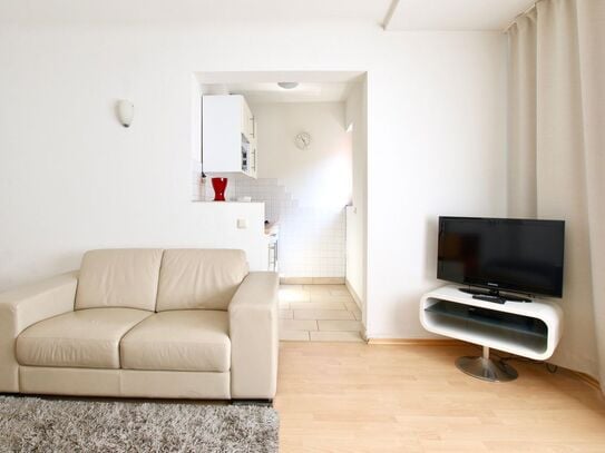 Cozy, perfect flat near Friesenplatz, Koln - Amsterdam Apartments for Rent