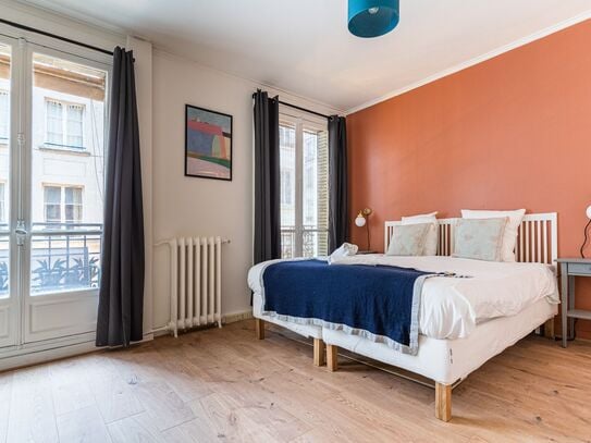 Lovely Flat 2BR / Balcony- St Honoré Louvre