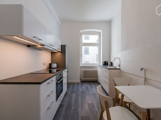 Amazing, awesome studio in AAA Location, Berlin - Amsterdam Apartments for Rent