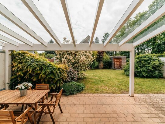 Zentrale Wohnung mit sonnigem Garten gegenüber des Hürth Parks zwischen Köln und Bonn