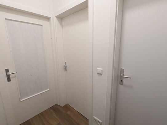 Small room in a shared flat in a cozy 3-person flat share – room no. OG.2