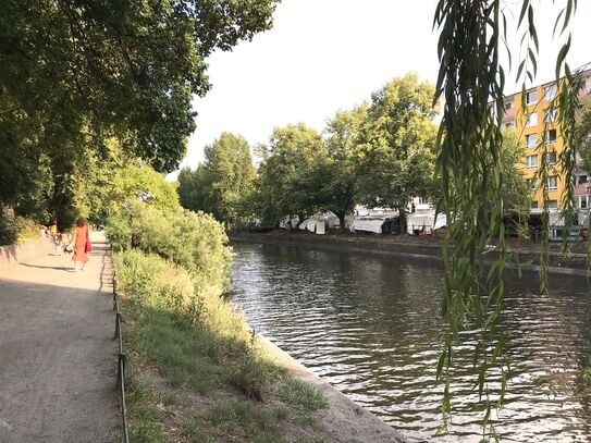 Sonnige, gemütliche 2-Zi-Wohnung mit Grünblick im Herzen von Berlin-Kreuzberg