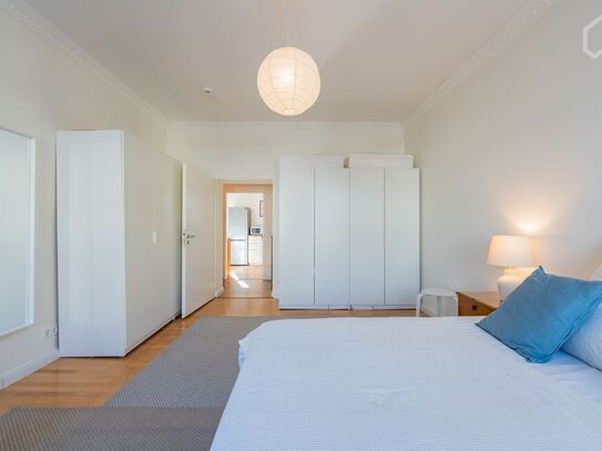 Stylish, comfortable bright altbau in the heart of Neukolln, Berlin - Amsterdam Apartments for Rent