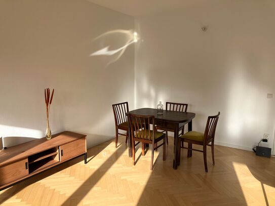 Sonniges Penthouse am Viktoria-Luise-Platz (Schöneberg)