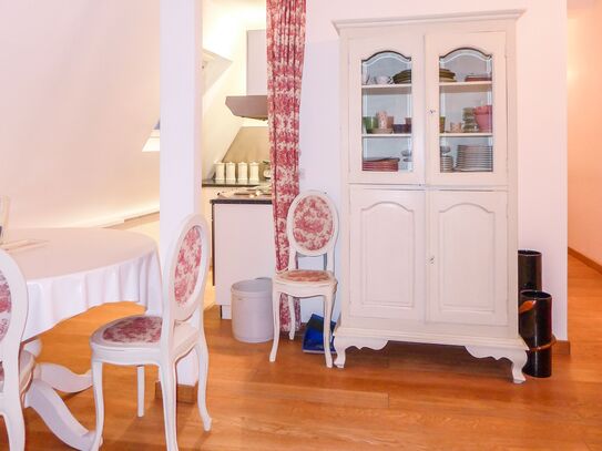 Charming one bedroom situated in the heart of the 7th district close to Sèvres Babylone.