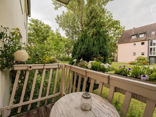 Beautiful 3-room apartment in Charlottenburg-Westend in a well-kept green residential area, conveniently located, for 1…