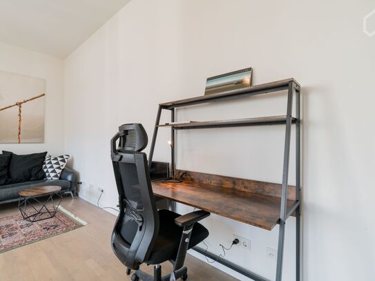 Luxurious brand new one bedroom apartment with character and style in the heart of Berlin Mitte's new Europacity