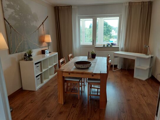 Central and quiet. Large 3 room apartment near Cologne