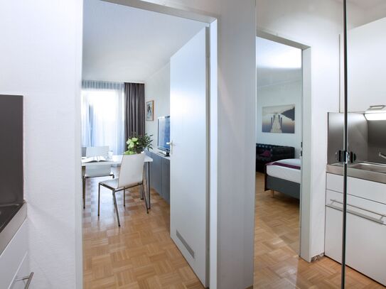 Well equipped serviced apartment with balcony at the gates of Düsseldorf