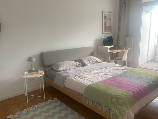 In the middle of Ottensen. Stylishly 2-room apartment, fully furnished