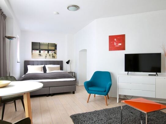 Modernly furbished apartment in Belgian Quartier, Koln - Amsterdam Apartments for Rent