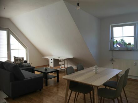 Ruhige Wohnung auf Zeit in Schwielowsee | Fantastic apartment with balcony near Potsdam at Schwielowsee. Property inclu…