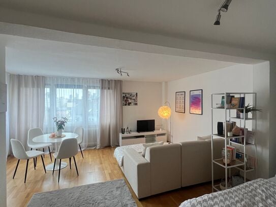 Cozy Apartment with Skyline View near City Center