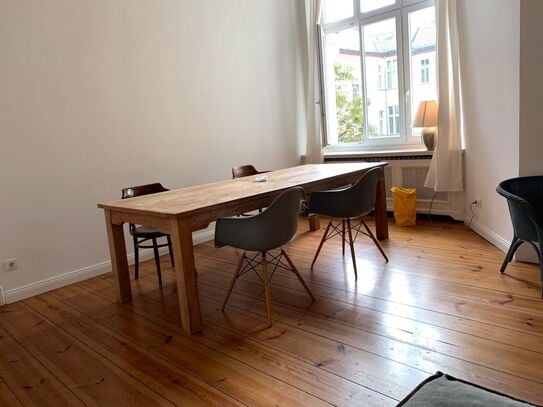 Stylish apartment between Ku‘damm and Savignyplatz, Berlin - Amsterdam Apartments for Rent