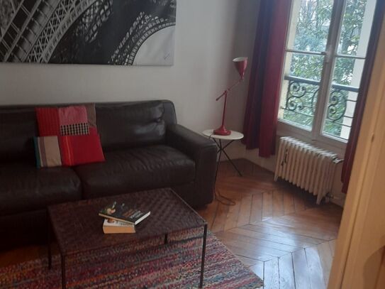 Furnished rental flat 2 rooms 50 m² Paris 7E